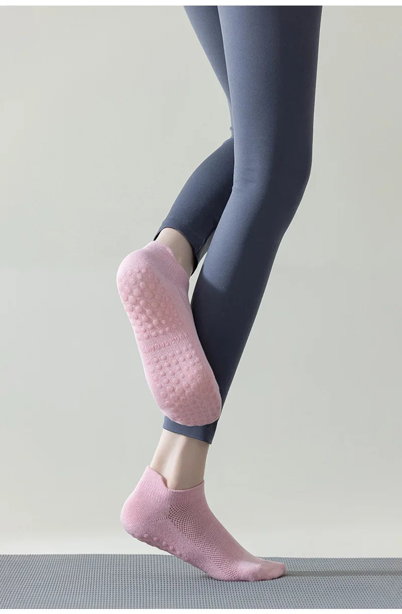 Mesh Breathable Yoga Socks Women Cotton Low Cut Short Gym Fitness Dance Sports Socks Professional Non-slip Floor Pilates Socks