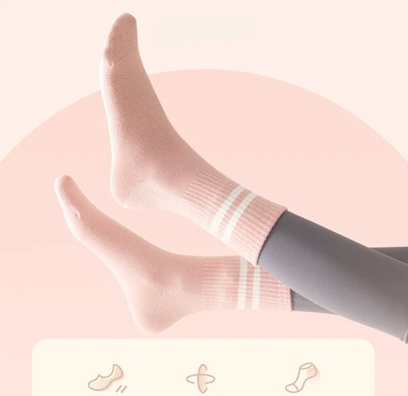 Yoga Socks Cotton Mid-tube Bottom Professional Non-slip Silicone Indoor Fitness Socks gym Floor Soft Dance Pilates Sports Socks